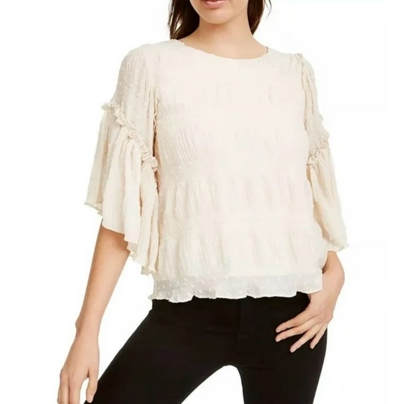Line & Dot Tops - Line & Dot Chiffon Flutter Sleeve Cream Top NWT